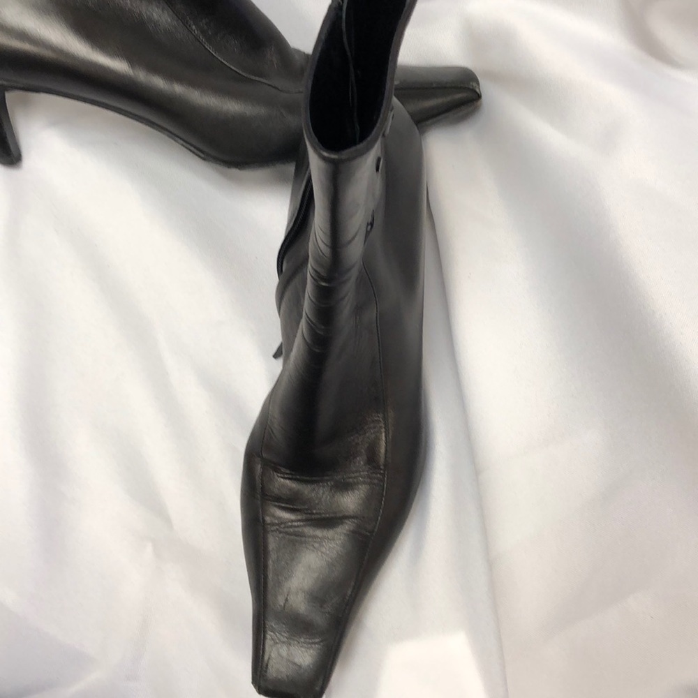 Gucci Booties - Picture 2 of 3